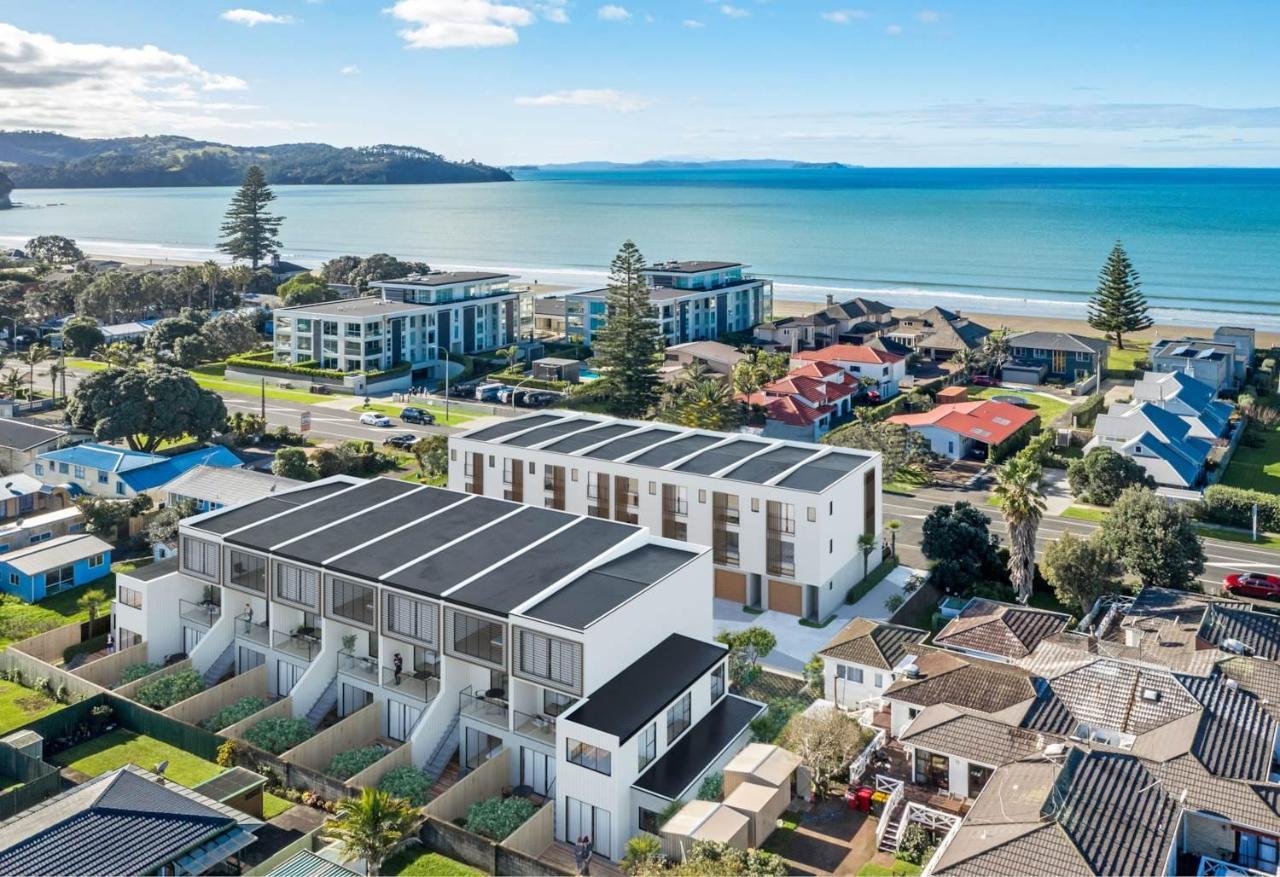 Sunny Beachside Home Orewa Exterior photo